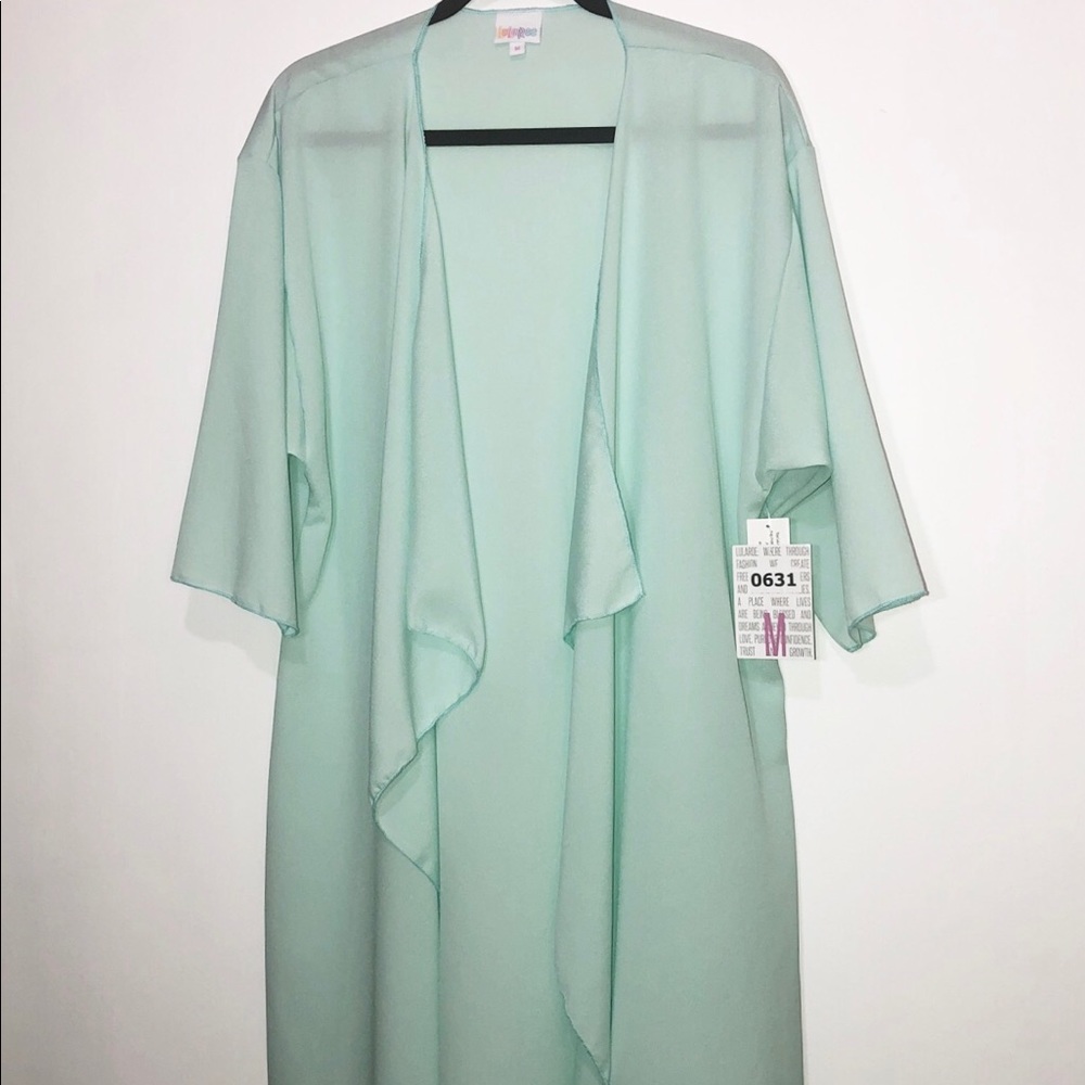 Med mint LulaRoe Shirley